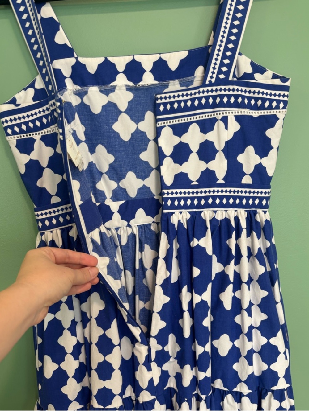 Kate Spade Lantern Dress - Picture 5 of 6